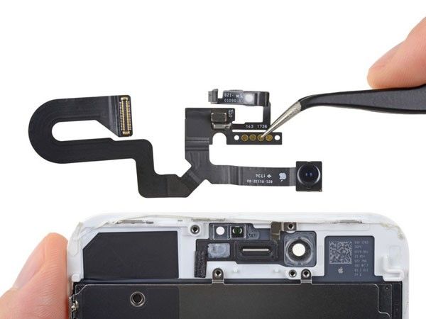 Thay Cảm Biến Tiệm Cận iPhone 7 / 8 Plus