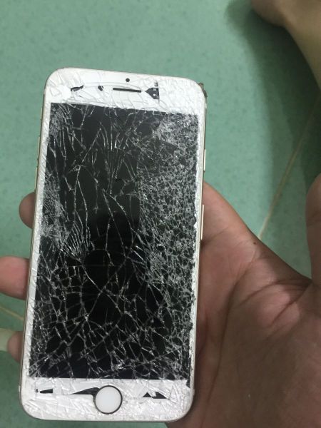 Thay Ép Kính Cảm Ứng Màn Hình iPhone 7/8