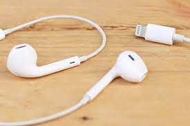 Tai nghe EarPods with Lightning Connector - Hàng chính hãng