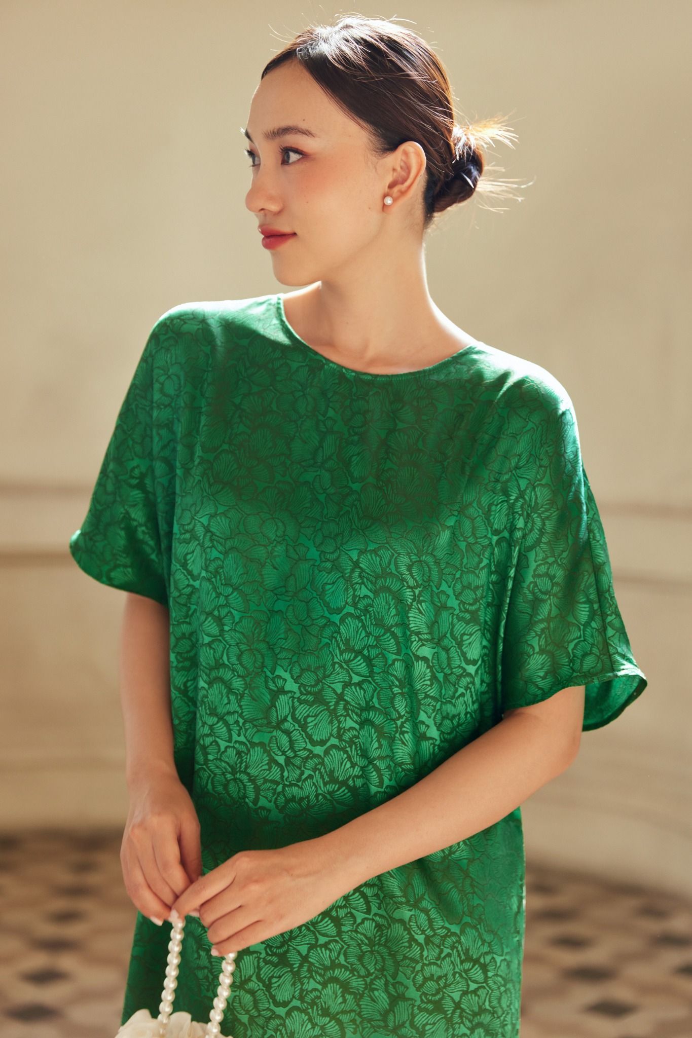  Green Round Neck Silk Dress 