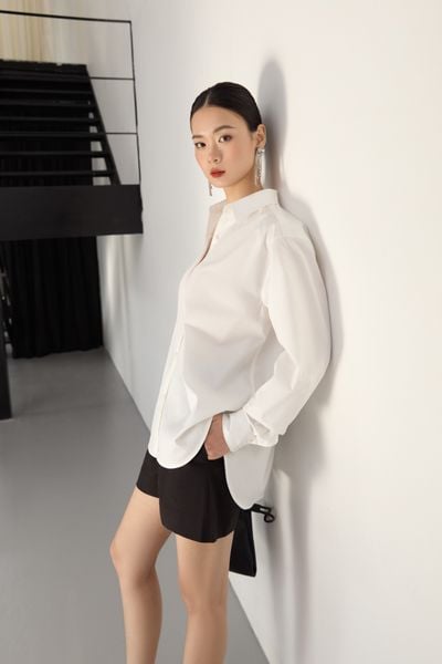  White Classic Blouse 