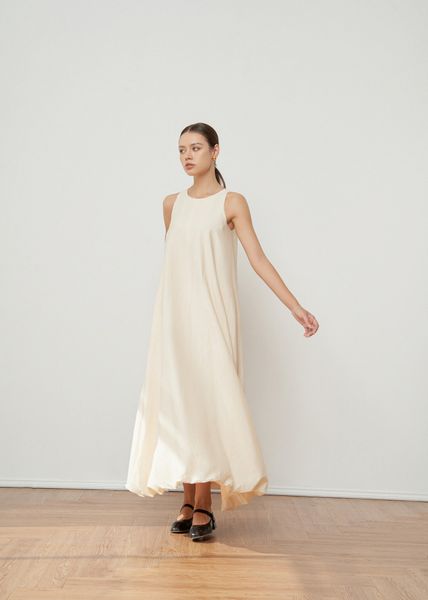  Voluminous Hem Dress 