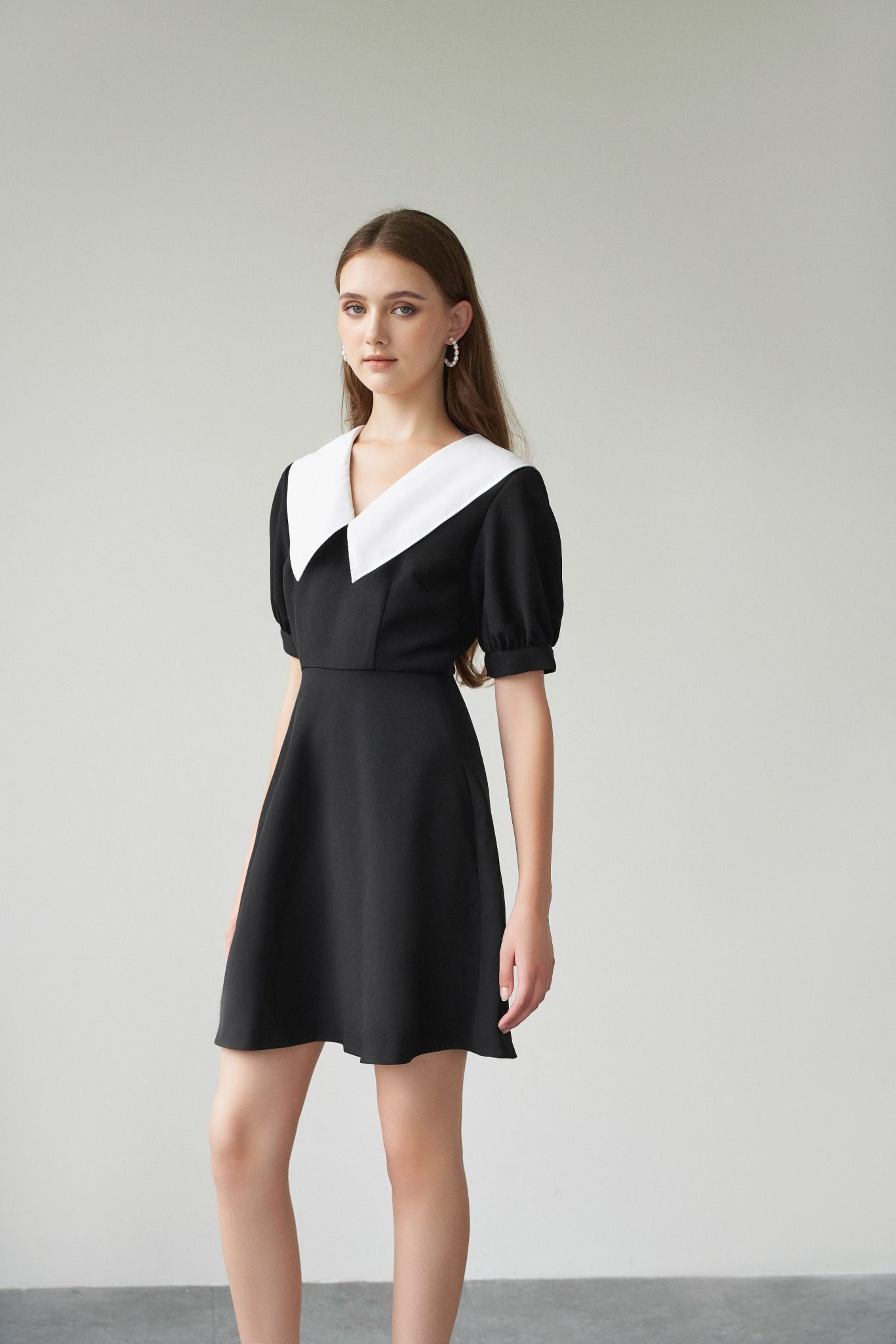  Black Chelsea Collar Dress 