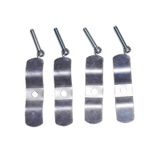 Pat chữ W kẹp đế thùng sau Givi vào baga ống tròn