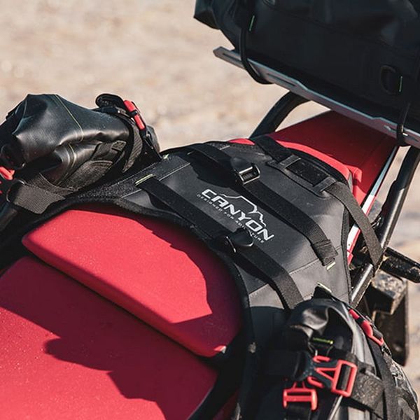 Đai gắn túi đa năng Givi GRT721 Canyon base