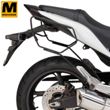 Khung hông gắn túi Givi TE1102 Honda Hornet 600 07-11