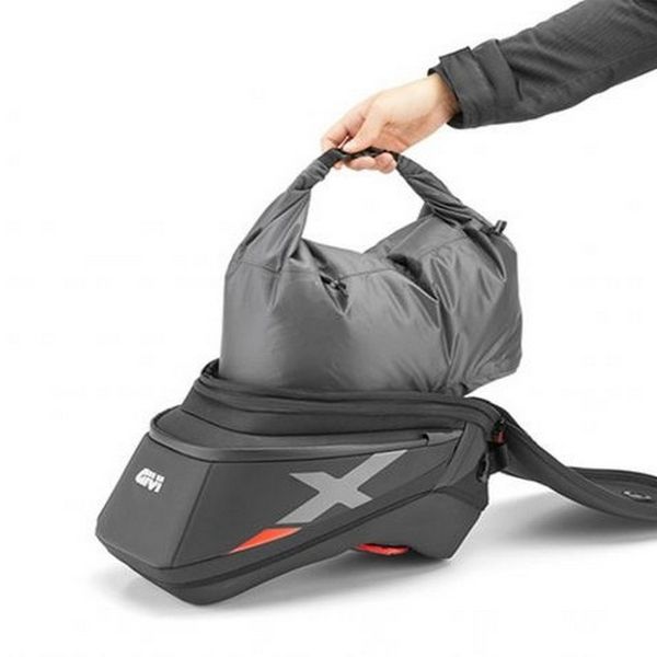 Túi gắn bình xăng chống nước Givi XL05 18L