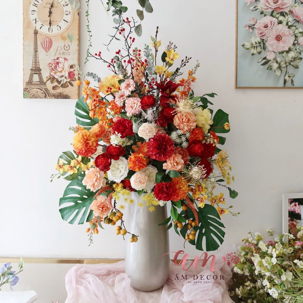 TROPICAL VASE ARANGEMENT