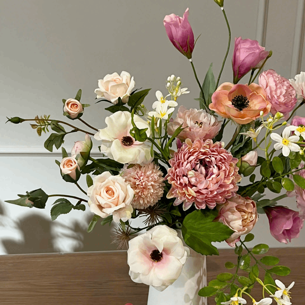 ZLỌ HOA LYNNE LOVE