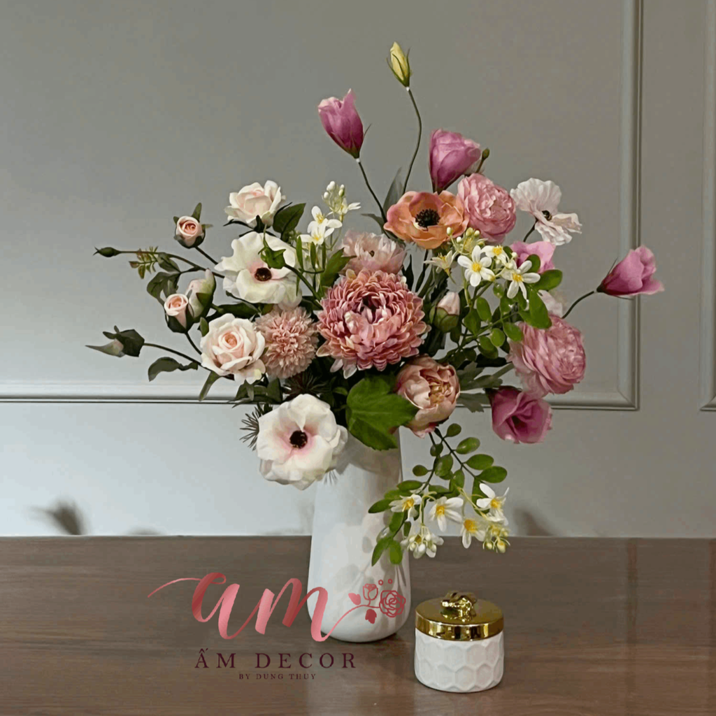 ZLỌ HOA LYNNE LOVE