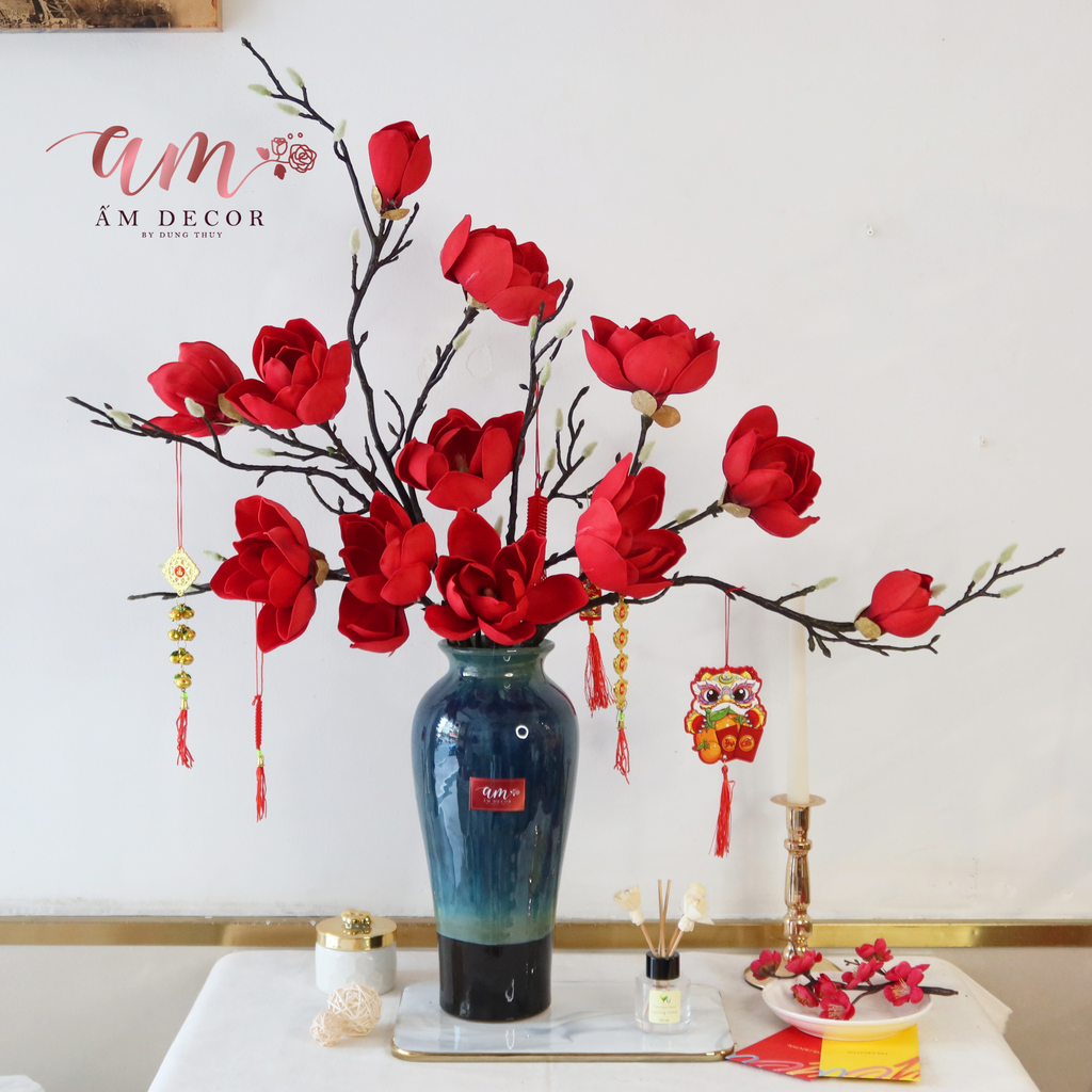 ZBÌNH HOA MỘC LAN ĐỎ TRƯỜNG XUÂN