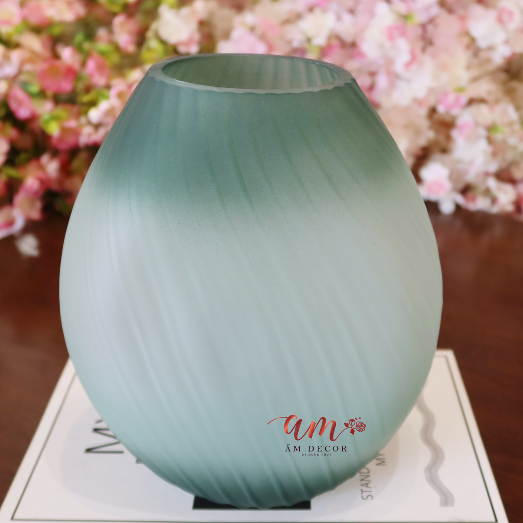 Bình Thủy Tinh Bầu Ngọc Lục Bảo