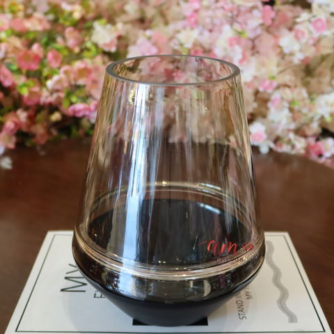  Bình Thủy Tinh Đen Nghệ Thuật 