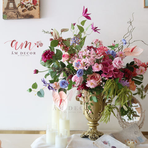  A QUINZEL MIRICAL ARRANGEMENT 