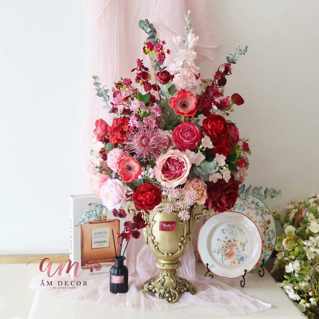 CARMINE ARRANGEMENT