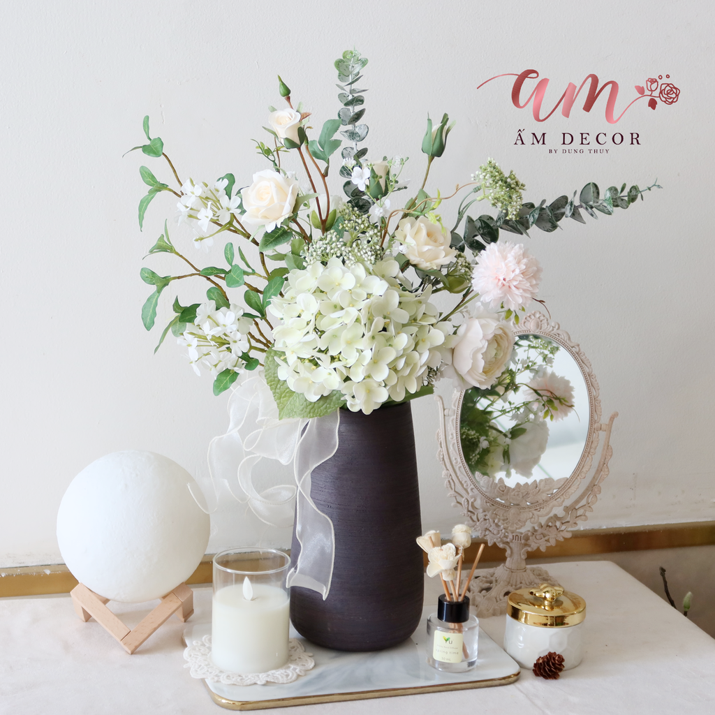 ZLADIES CAMEO GREEN ARRANGEMENT