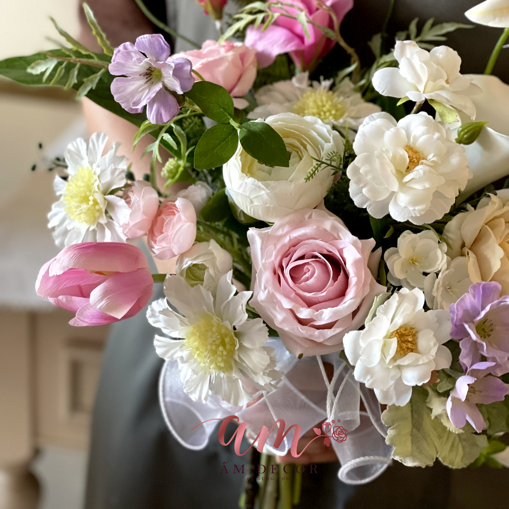 BLOOMING BLUSH WEDDING FLORA