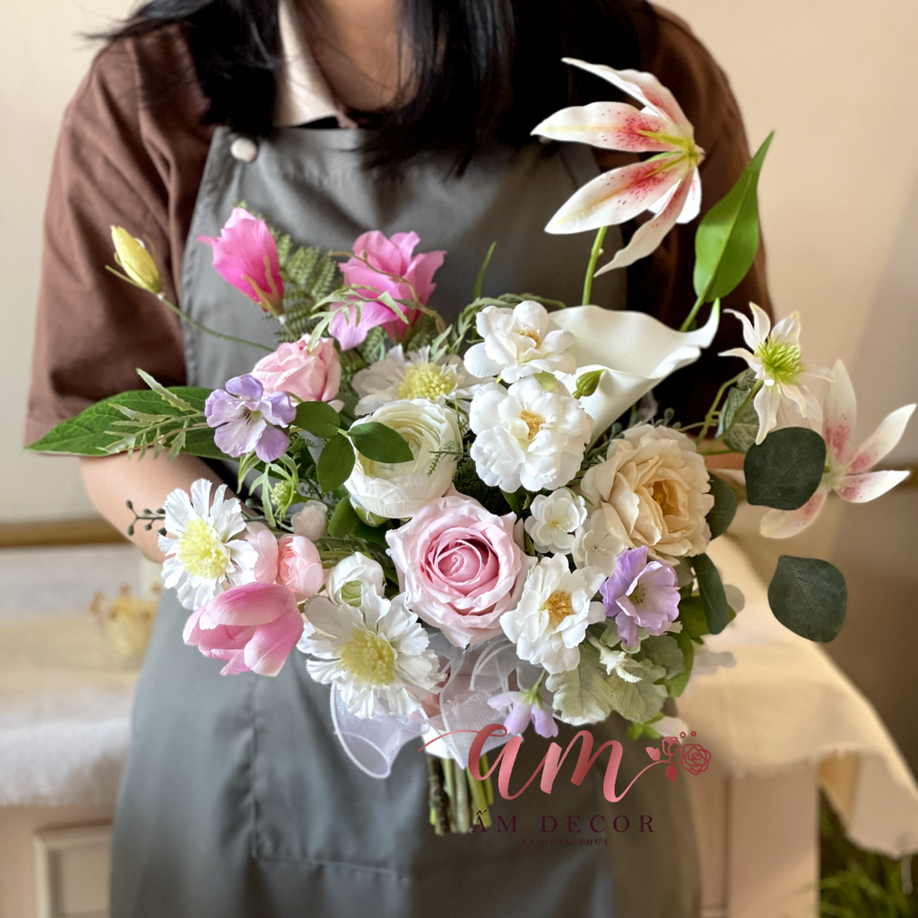 BLOOMING BLUSH WEDDING FLORA