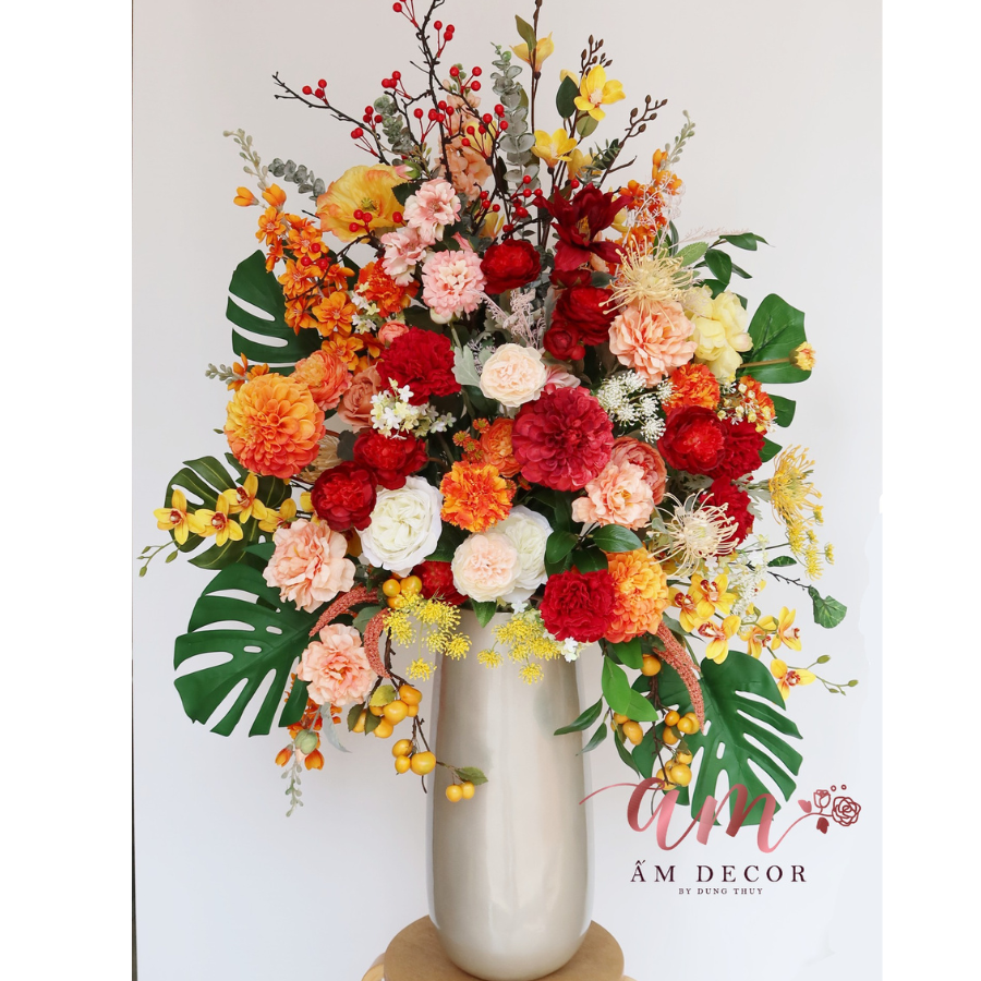 TROPICAL VASE ARANGEMENT