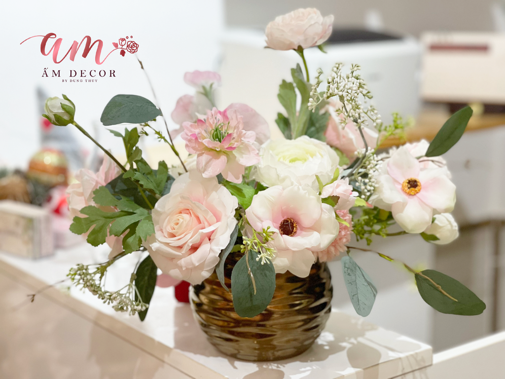 ZWONDERLAND ARTIFICIAL VASE