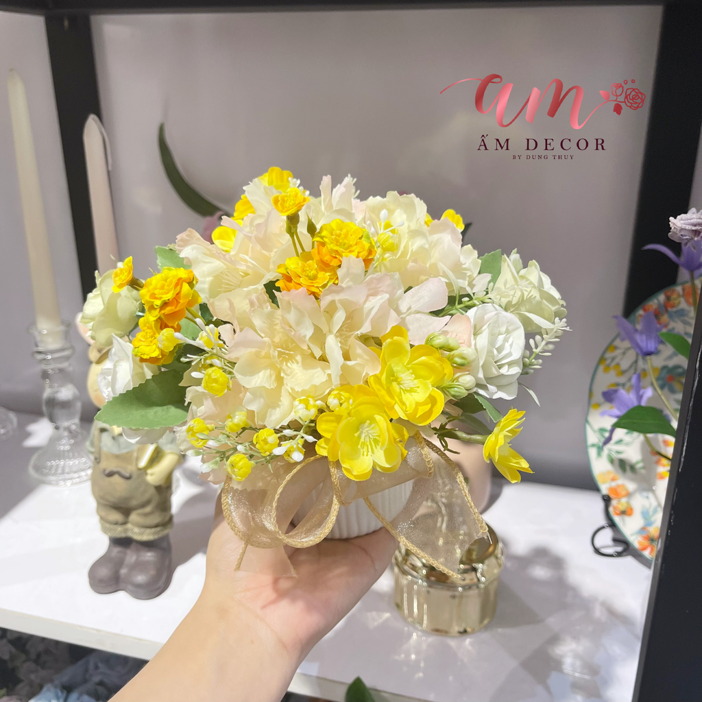 ZSUNNY YELLOW MINI VASE