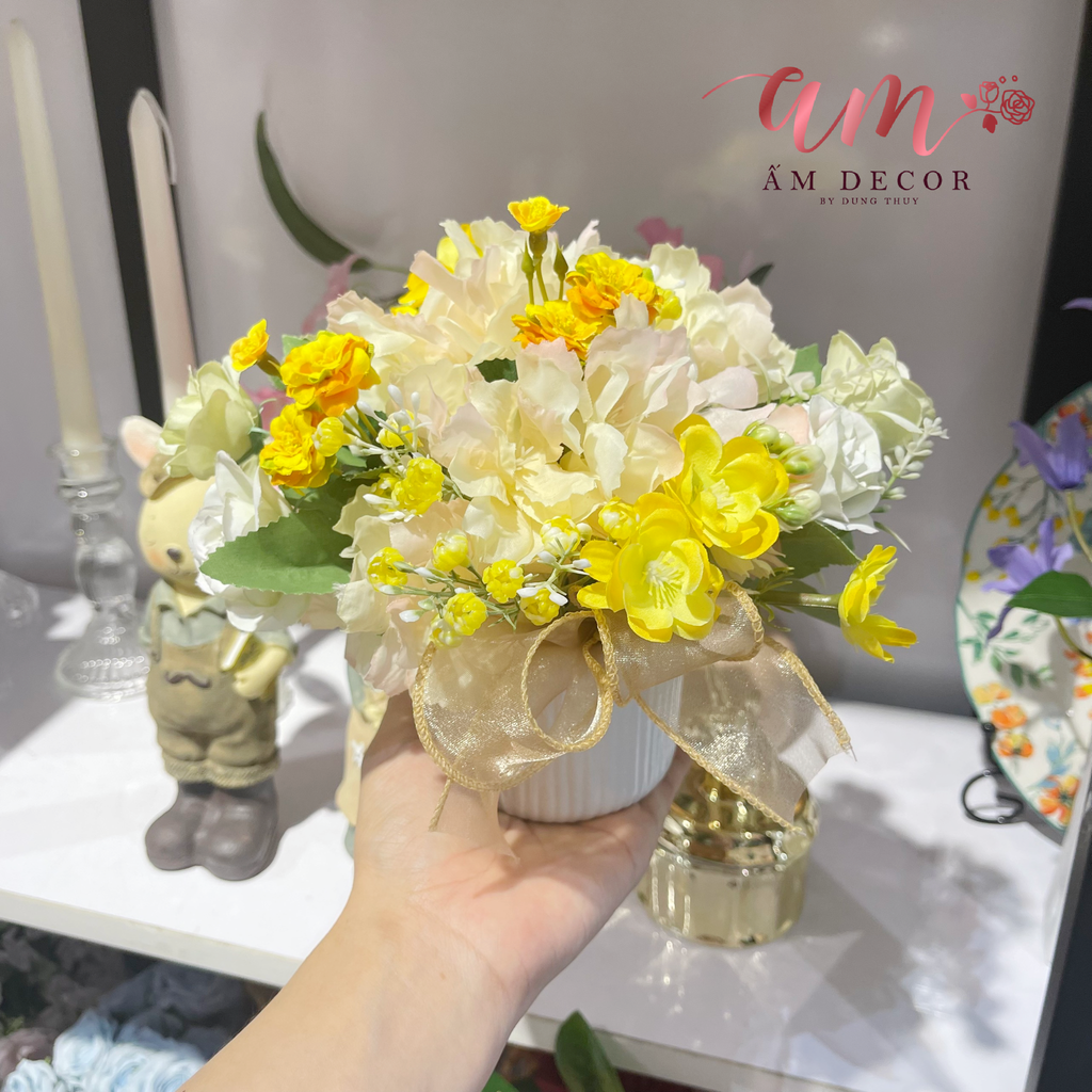 ZSUNNY YELLOW MINI VASE