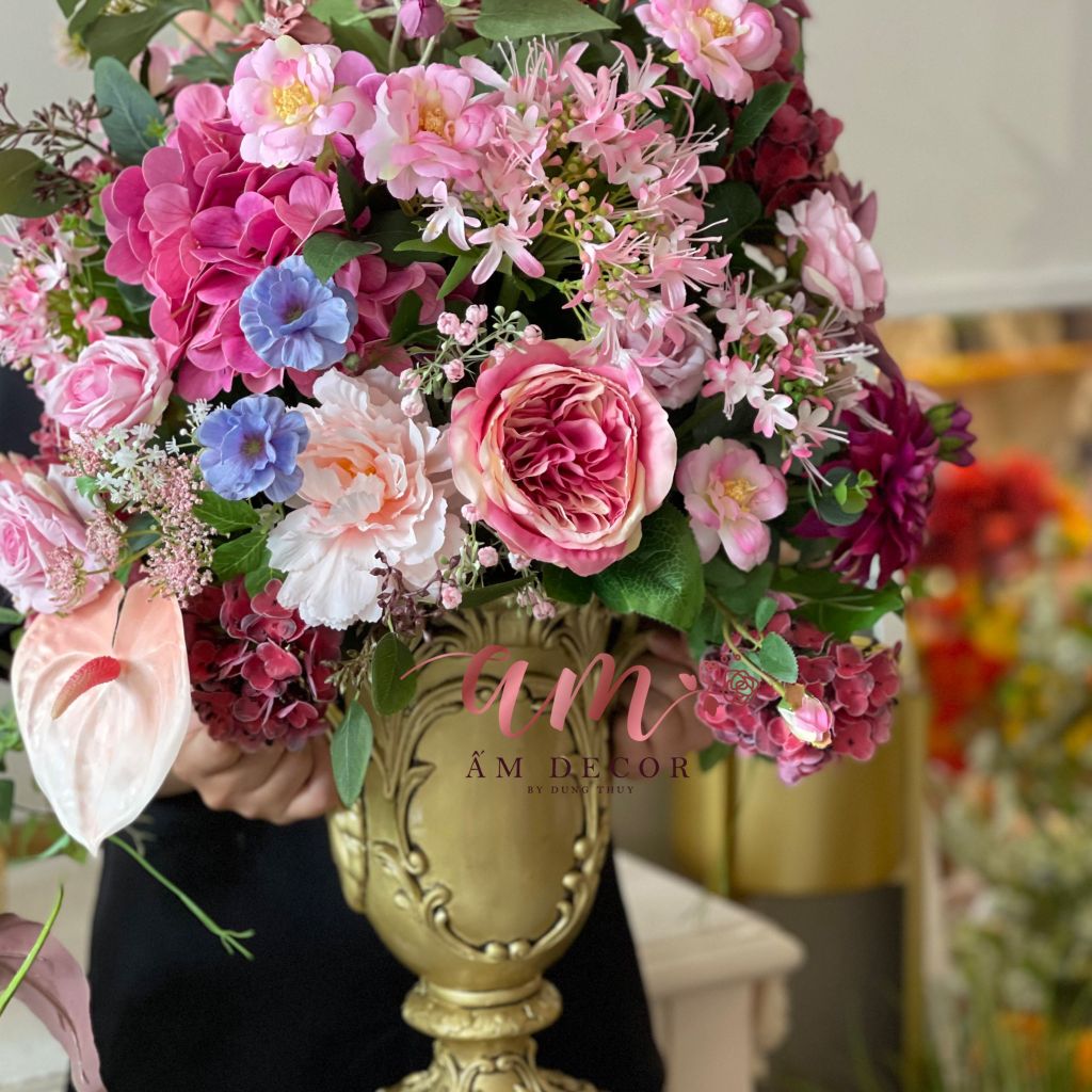 ELIAS CLASSIC ARRANGEMENT