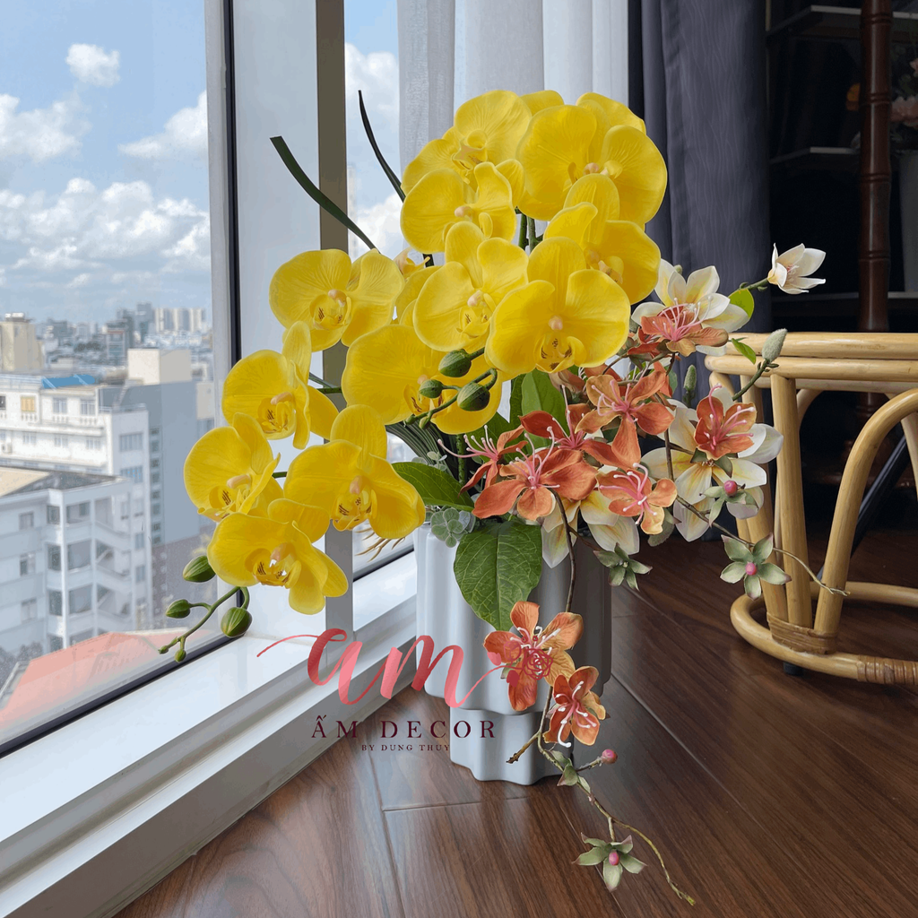 ORCHID LEMON YELLOW ARRANGEMENT