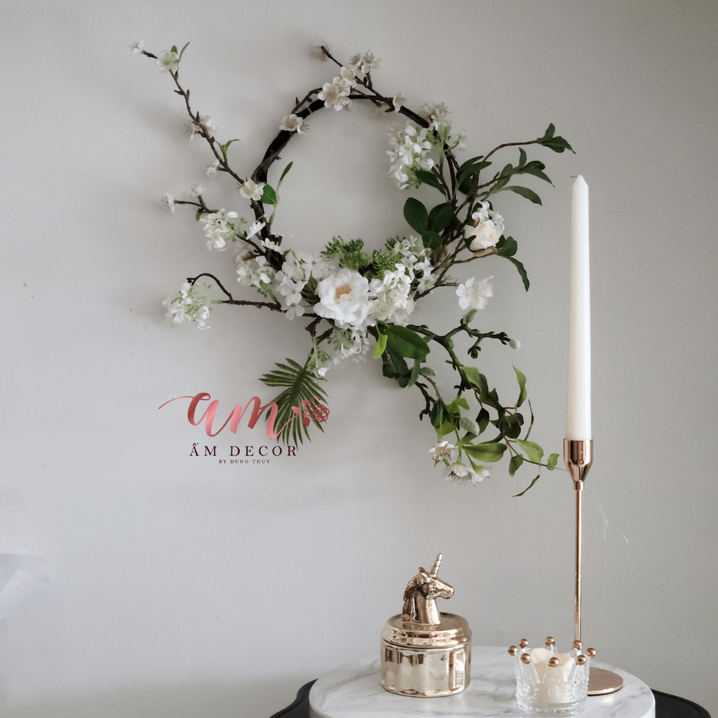 HOA TREO TƯỜNG ISABELL IRIS