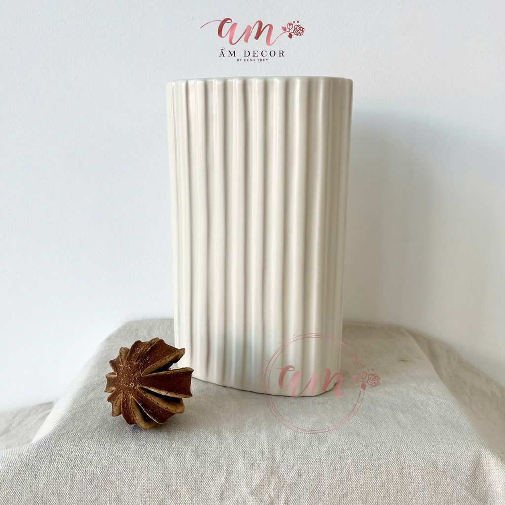 BÌNH GỐM VUÔNG SỌC DỌC