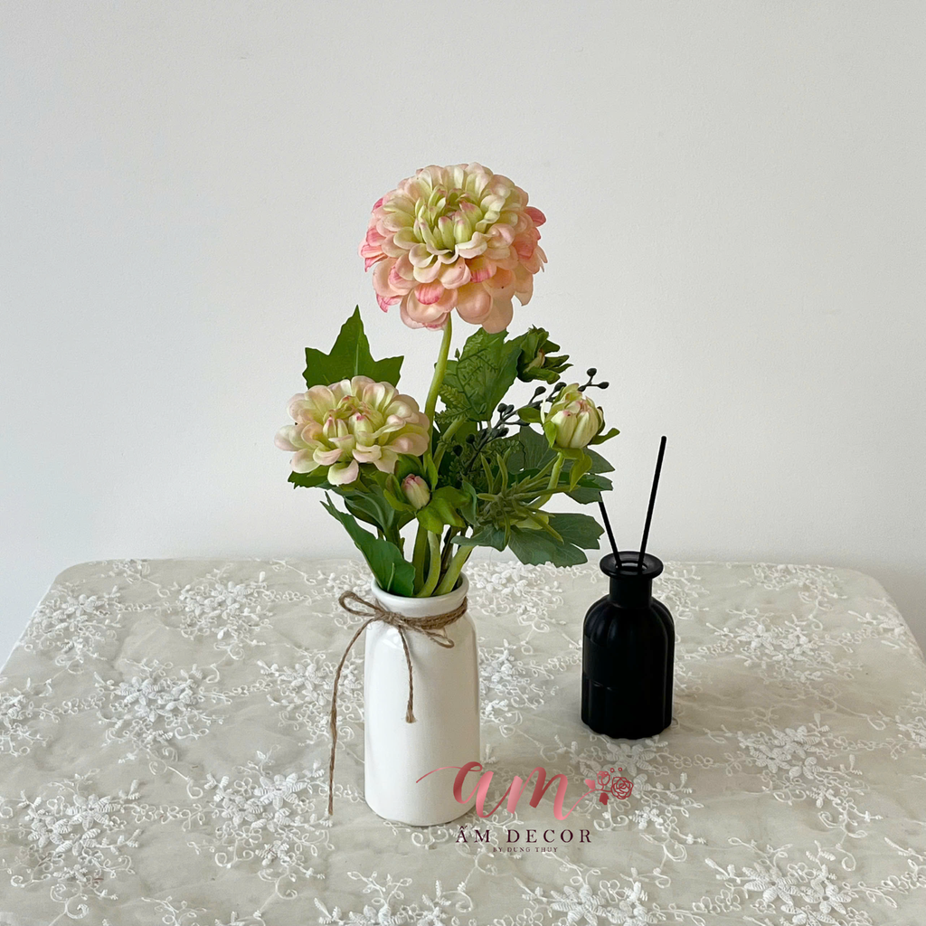 MINI DAHLIA