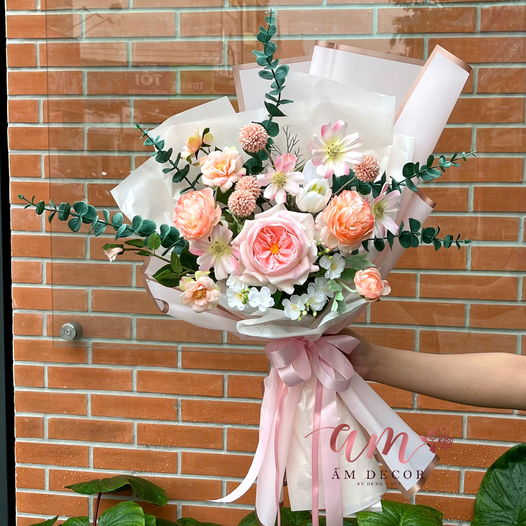 MUSE FLORAL BOUQUET