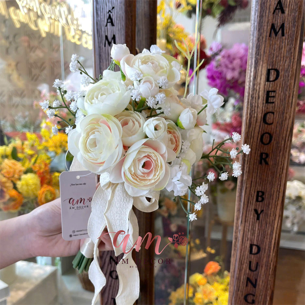 Creamdust Poetry (Mini Bouquet Wedding for Kids)