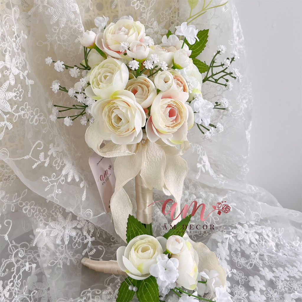 Creamdust Poetry (Mini Bouquet Wedding for Kids)