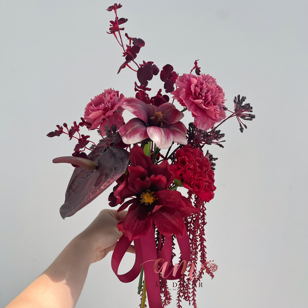 SCALET BLOOM
