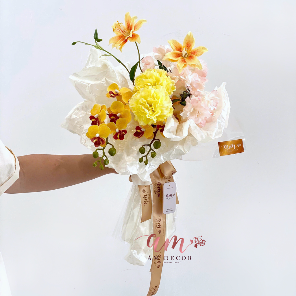 CARNATION LEMON