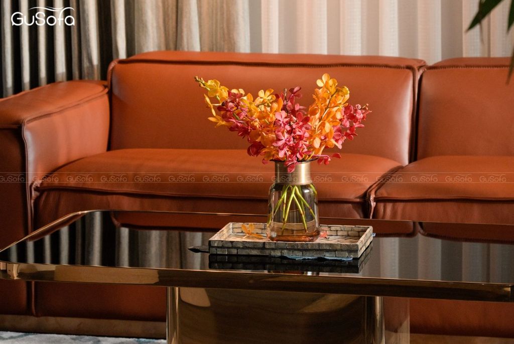 Ghế Sofa băng GuBasic chân viền inox 4 chỗ 2,5m Da bò Italy 80%