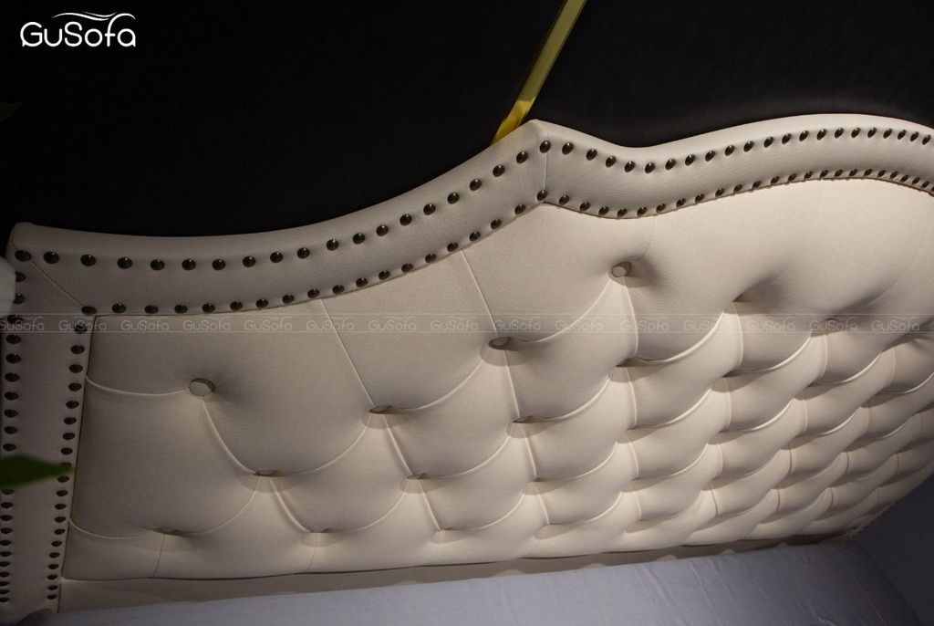 Giường BED01 1,8m x 2,0m Bọc nệm và da tổng hợp Microfiber