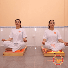 Bàn Đá Muối Himalaya Ngồi Thiền