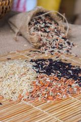 Gạo Lứt Tam Hoa Organic (1Kg)