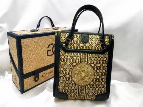 GRASS BAG 02