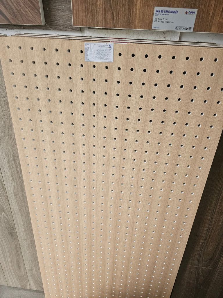 Tấm nhựa PVC tiêu âm đục lỗ 5mm