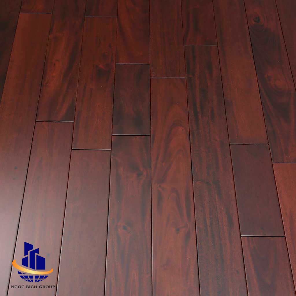 Sàn Gỗ Teak Lào (15x90x900)