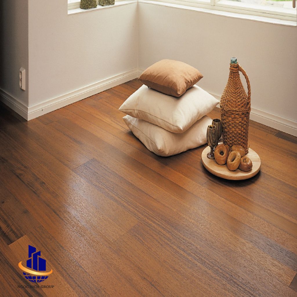 Sàn gỗ Maxwell 12mm M04