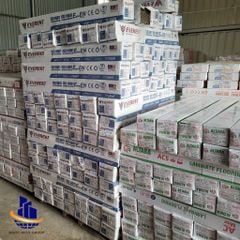 Sàn gỗ everest cốt đen 12mm E883