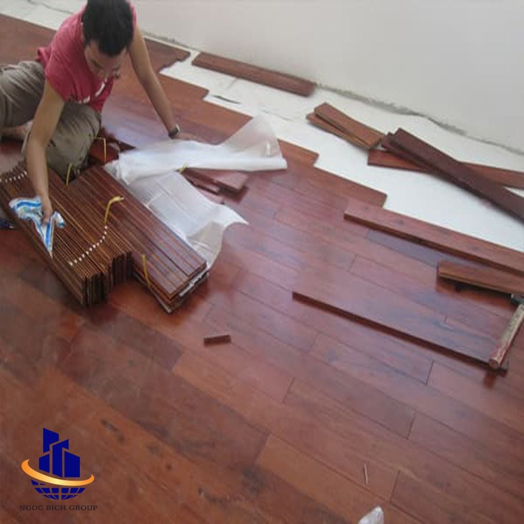 Sàn Gỗ Teak Lào xương cá