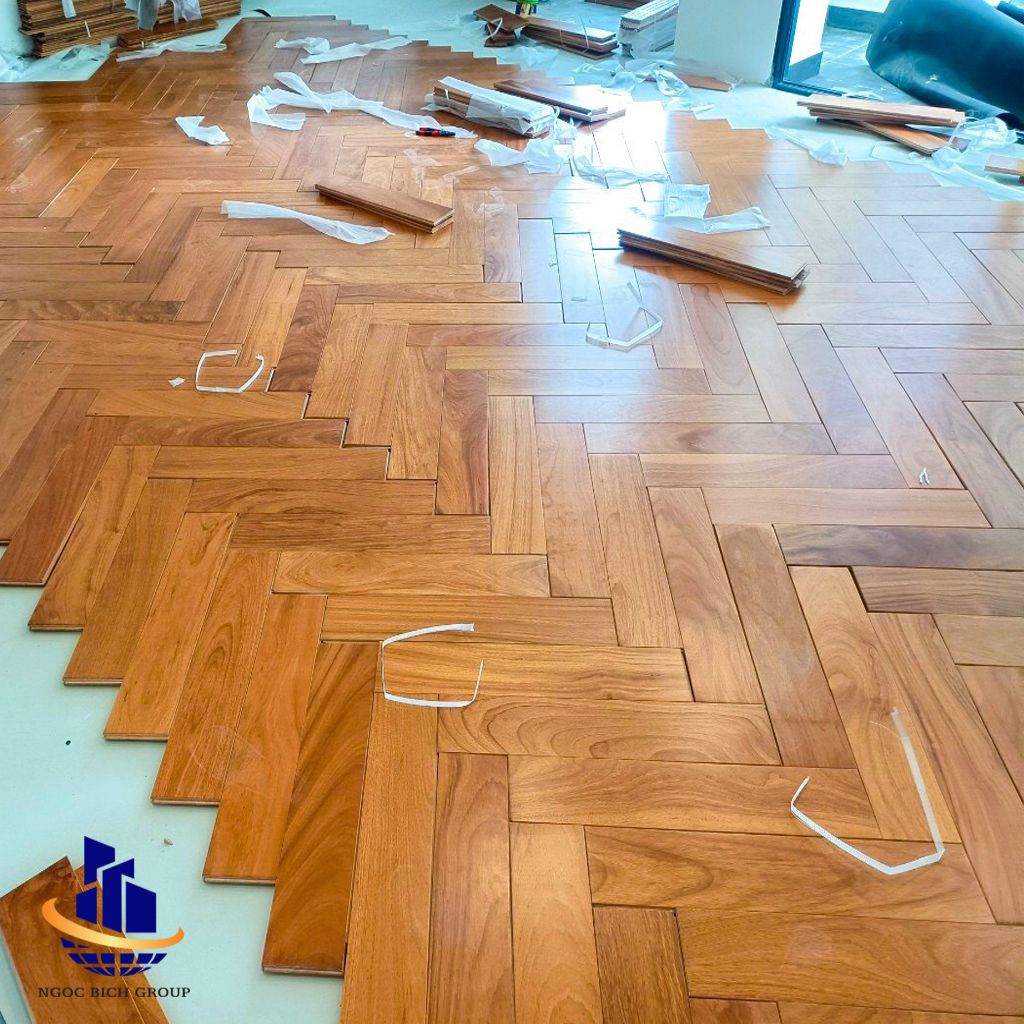 Sàn Gỗ Tự Nhiên Giáng Hương (15x90x450)