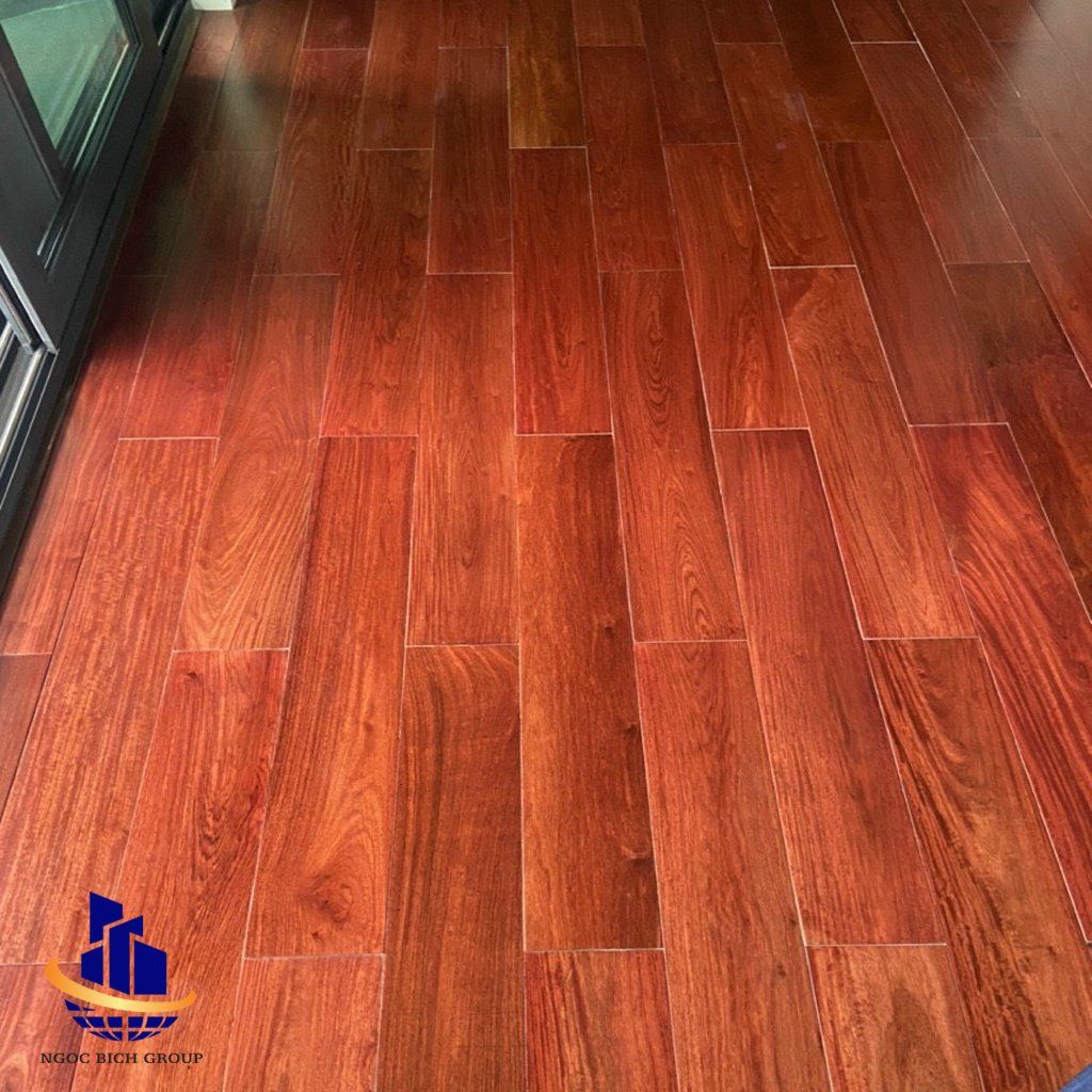 Sàn Gỗ Teak Lào (15x90x750)