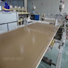 Tấm nhựa PVC than tre nội thất 17mm 0.55g/cm3