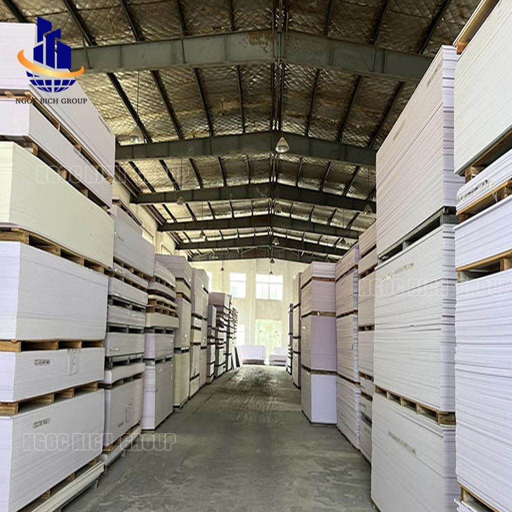 Tấm nhựa PVC foam 8mm 0.6g/cm3